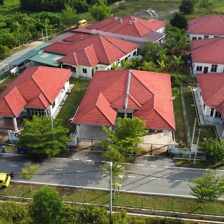Patin Guest House @Desa Telok Ira, Temerloh Pahang Kampong Paya Kerinau Exterior foto