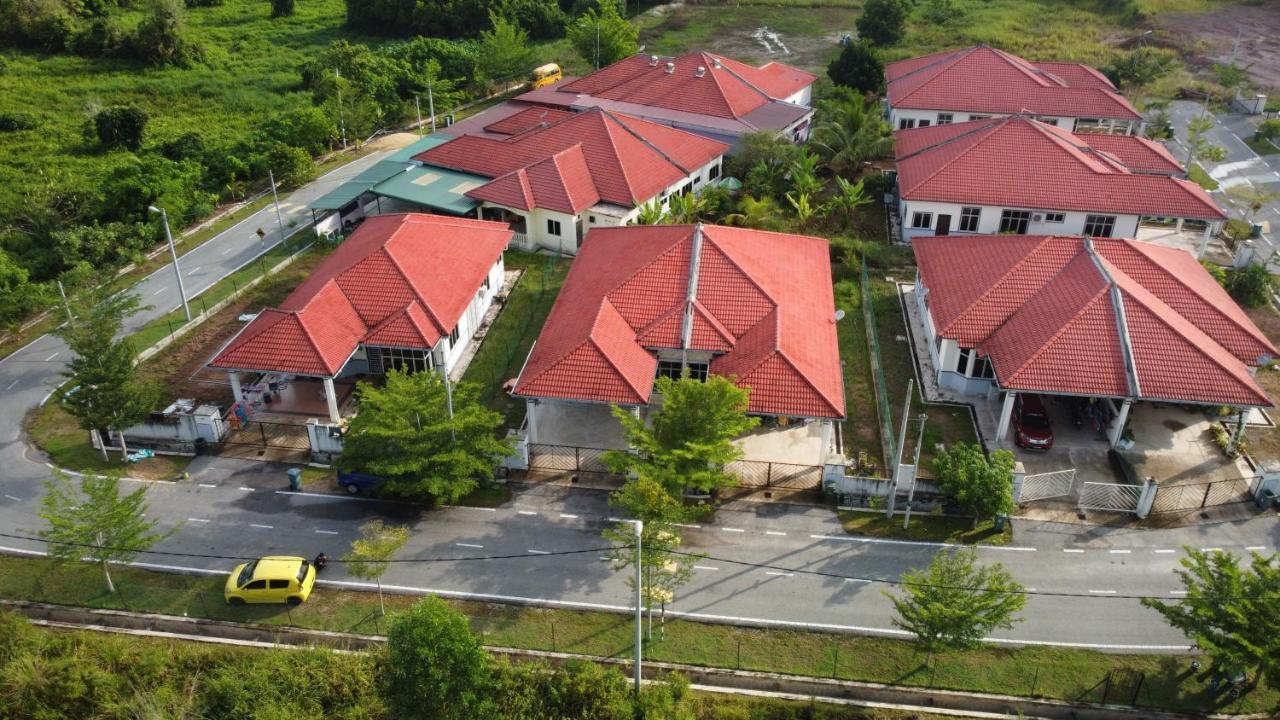 Patin Guest House @Desa Telok Ira, Temerloh Pahang Kampong Paya Kerinau Exterior foto